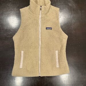 Patagonia Cream Fleece Outerwear